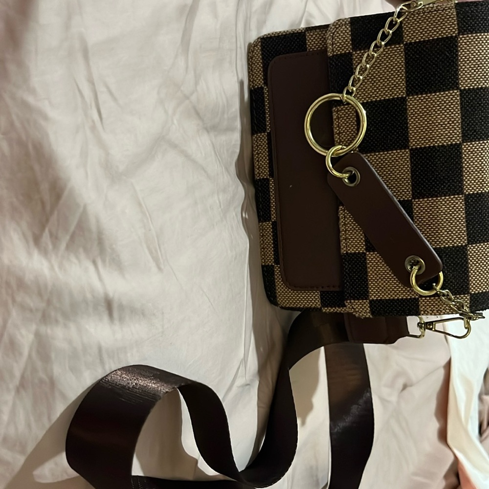Ivy and Taylor purse